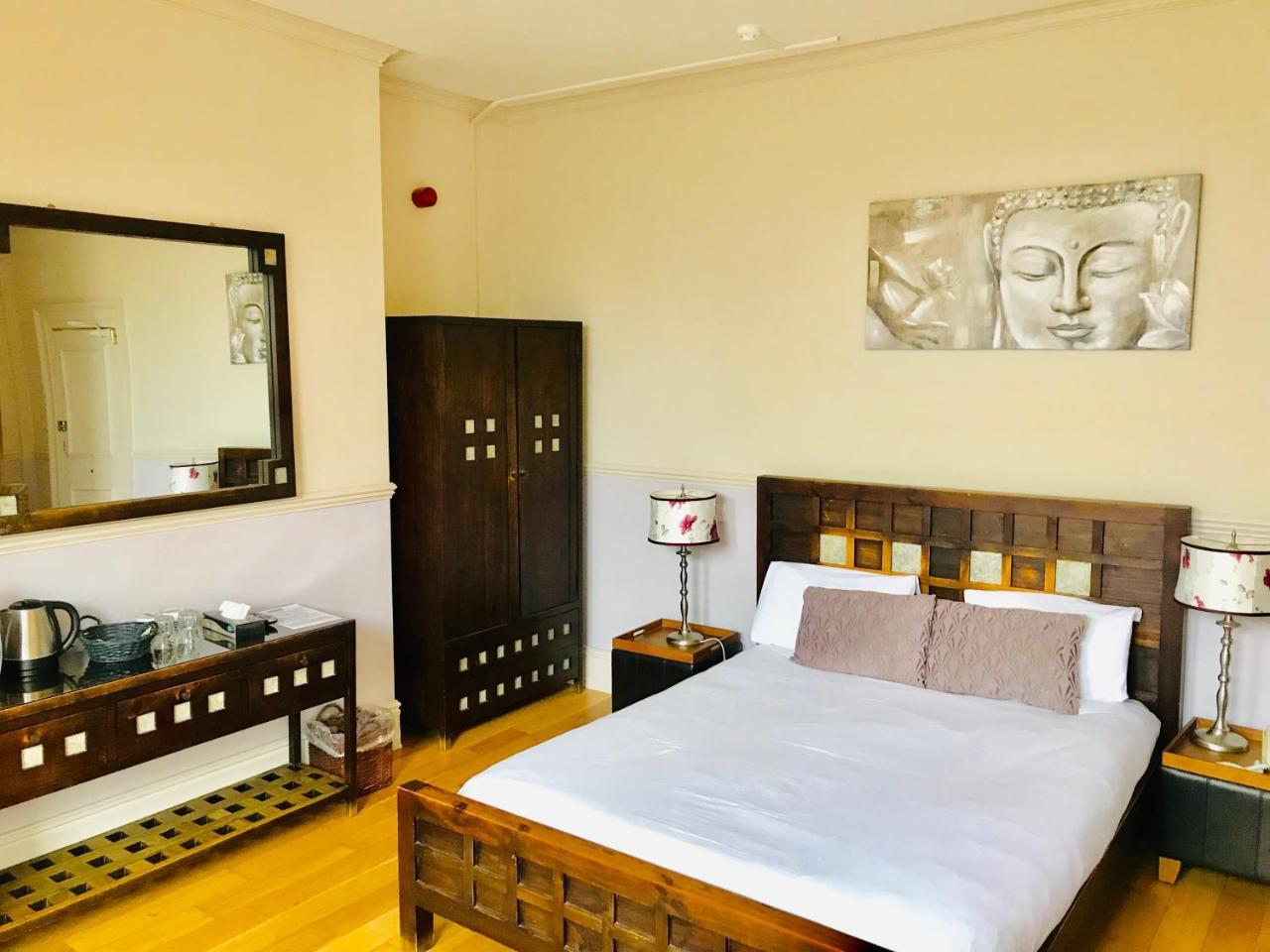 The York Hotel Вулвергемптон Екстериор снимка