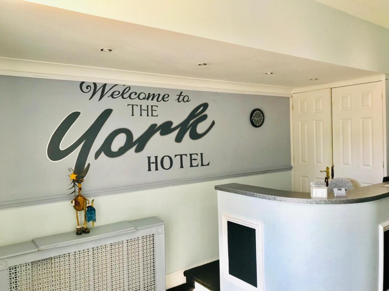 The York Hotel Вулвергемптон Екстериор снимка